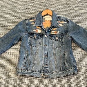 Lucky never worn beautifully embroidered jean jacket!